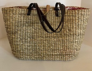 lot 91 image: Beach Day  Hat, Tote and Blanket