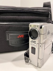 lot 153 image: JVC GR-DVX40 Digital Video Camera  200X Digital Zoom