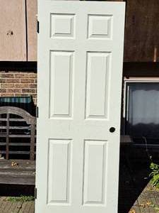 lot 1399 image: Hollow Core 6-panel Pre-Drilled Interior House Door 29-78x80 with Hinges