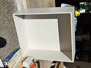 lot 1402 image: Bookcase Cabinet