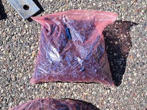 lot 1440 image: Lot of (1 Bag) Concrete Anchors 14x1-34