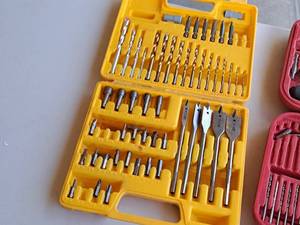 lot 1463 image: DrillDriver Bit Set