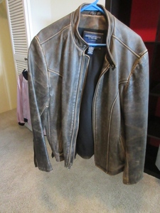 lot 143 image: AMERICAN EAGLE LEATHER BOMBER JACKET