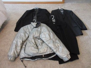 lot 149 image: SUIT JACKET, BLAZER, PARKA, PEA COAT