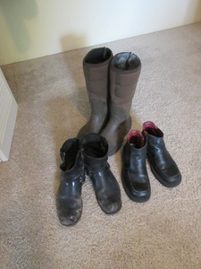 lot 151 image: BOOTS