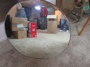 lot 184 image: ANTIQUE ROUND MIRROR