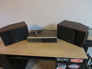 lot 197 image: RECEIVER AND SPEAKERS