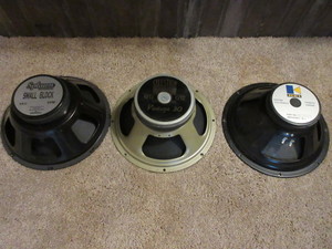 lot 212 image: 12 GUITAR SPEAKERS