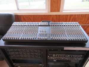 lot 242 image: CARVIN 32 CHANNEL MIXING BOARD