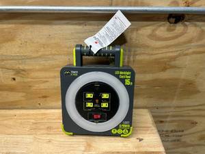 lot 34 image: MASTERPLUG LED Worklight Cord Reel Light & Power