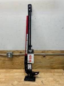 lot 42 image: Hi-Lift Jack HL484 48 Hi-Lift Black Cast and Steel Jack for Tractor