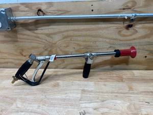lot 54 image: Master SG-3200 Universal Long Range Tree Spray Gun by Valley Industries, 26.5