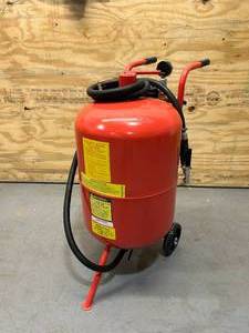 lot 115 image: ALLSOURCE Roll-About Abrasive Pressure Blaster with Deadman Handle  110-Lb. Capacity, 20 Gallon