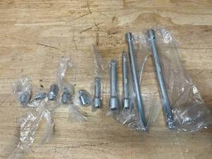lot 120 image: CRAFTSMAN CM 10PC Extension and Adapter Set (CMMT53003)