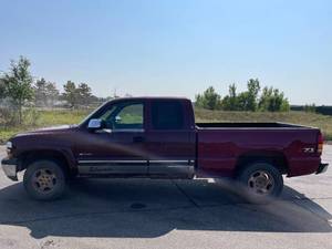 2001 Chevrolet Silverado 1500 LS - 4X4