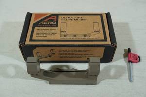 lot 39 image: Aero Precision Ultralight Scope Mount - 1, Standard Relief, FDE