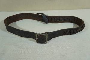 lot 94 image: Vintage Leather Shell Belt