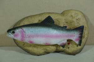 lot 134 image: Vintage Travis the Singing Trout