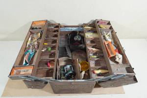 lot 148 image: Vintage Metal Tackle Box with Assorted Tackle