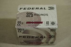 lot 197 image: 325 Federal Automatch .22 LR 40 Gr Ammo