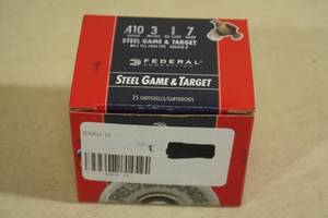 lot 210 image: 25 Federal .410 Gauge 3 7 Shot Shotshells