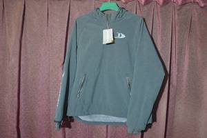 lot 260 image: Blackfish Gale Pull-Over -Large, Black