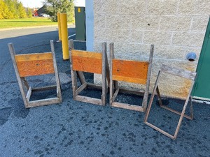 lot 151 image: (4) Outboard Motor Stands