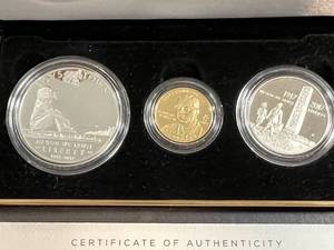 2017 US GOLD & SILVER BOYS TOWN COMMEM 14 OZ GOLD INCLUDED
