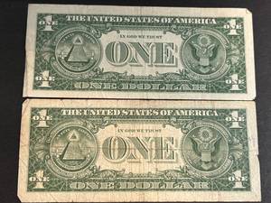 GROUP OF 2 US $1 SILVER CERTIFICATES STAR NOTES