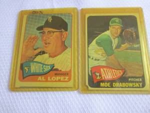 lot 2 image: 1965 Topps Moe Drabowsky & Al Lopez...
