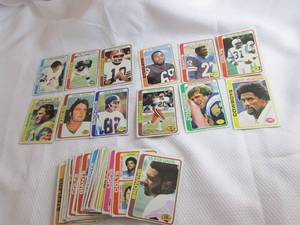 lot 10 image: 1978 Topps Football Cards...
