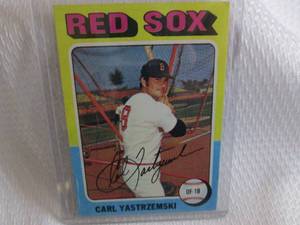 lot 91 image: 1975 Topps Carl Yastrzemski Card...
