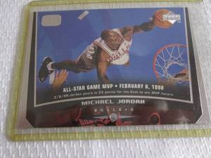 lot 102 image: 1998-99 Upper Deck Michael Jordan C...