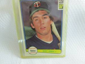 lot 111 image: 1982 Donruss Kent Hrbek Rookie Card...