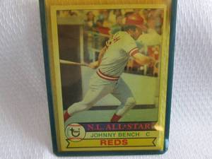 lot 123 image: 1979 Topps Johnny Bench Card...