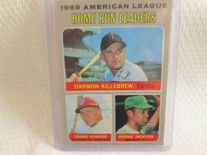 lot 127 image: 1970 Topps Harmon Killebrew & Reggi...
