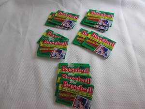 lot 148 image: 14 1990 Topps Yearbook Stickers Pac...