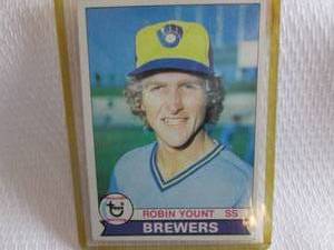 lot 152 image: 1979 Topps Robin Yount Card...