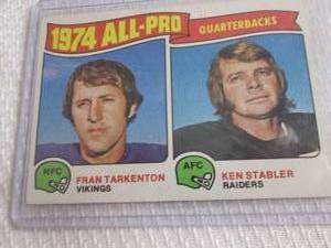lot 213 image: 1974 Topps Fran Tarkenton & Ken Sta...