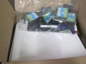 lot 472 image: 12pk- 9x12 White Boards...