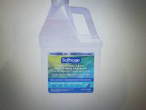 lot 262 image: 4 Gallons Softsoap Soothing Clean R...