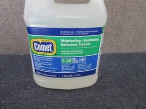 lot 285 image: 3 Gallons Comet Disinfecting Bathro...