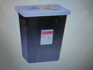 lot 335 image: Covidien 8612RC SharpSafety RCRA Ha...
