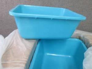 lot 336 image: 12 Rectangular 7.5 qt Wash Basins S...