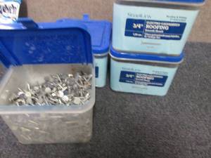 lot 423 image: 4- Pks  34 inch SteelLinks Electro...