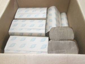 lot 457 image: Box of Brown Paper Towels...
