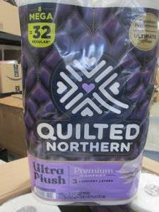 lot 462 image: Case of 32 Mega Rolls Quilted North...