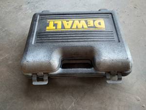 lot 18 image: Dewalt VSR Drywall Screwdriver