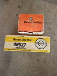 lot 49 image: RamsetRed Head Drive Pins And Strip Loads