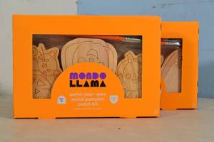 lot 117 image: Mondo Llama Paint-Your-Own Halloween Wooden Ghosts Kit  Pumpkin Patch Kit